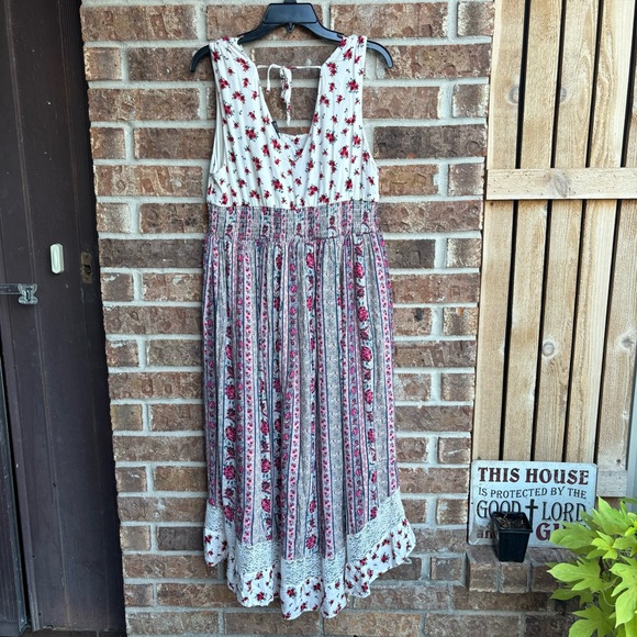Torrid Maxi Gauze Lace Inset Hi Low cream floral Dress size 1 - Picture 6 of 7